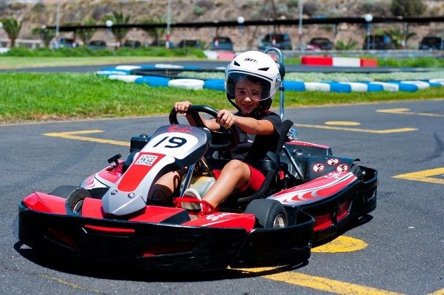 Tenerife: Go Karting Adventure - Racing on Tenerife’s 1,200-meter senior circuit