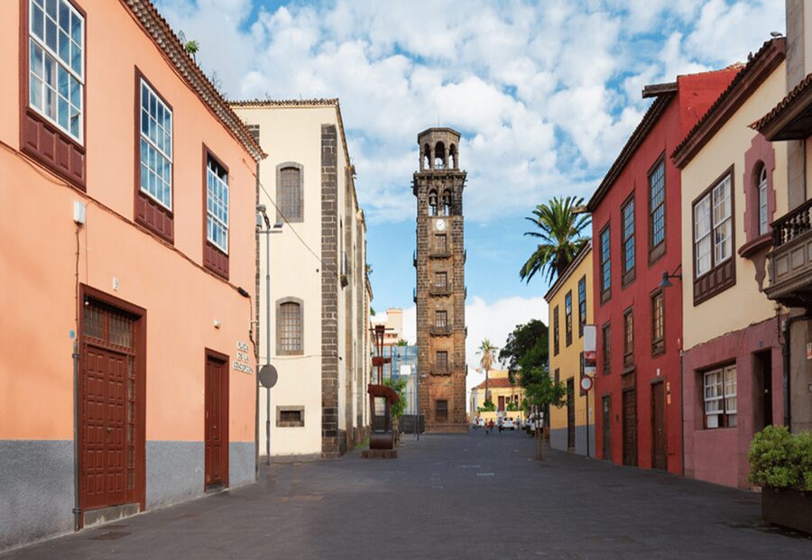 Tenerife: Private Day Tour of the Island with Hotel Pickup - La Orotava, where the old town earns your time