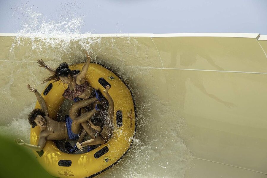Tenerife: Siam Park Full-Day VIP Entry Ticket - Getting inside the park and finding your private base