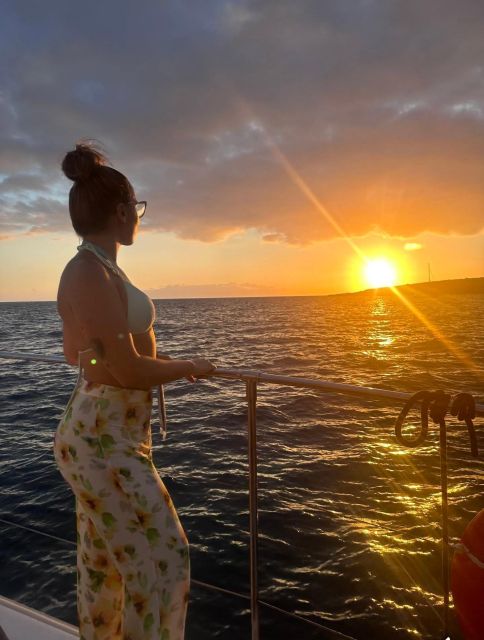Tenerife: Sunset Catamaran Tour with Transfer, Buff & Drinks - A catamaran ride with room to breathe