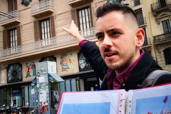 The Spanish Civil War & Franco Barcelona Walking Tour - Guides who can make the politics understandable