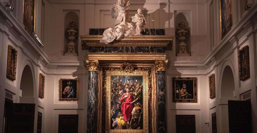 Toledo: Cathedral Tour with a Local Guide - Understanding the cathedral’s long religious story