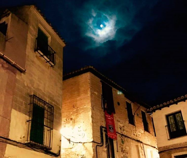 Toledo: Mysteries and Secrets Tour in Spanish - The stories of magic, witchcraft, and unusual events