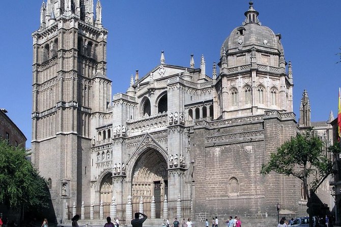 Toledo Tour from Madrid: Cathedral, Synagogue & St. Tome's Church - From central Madrid to Toledo by bus