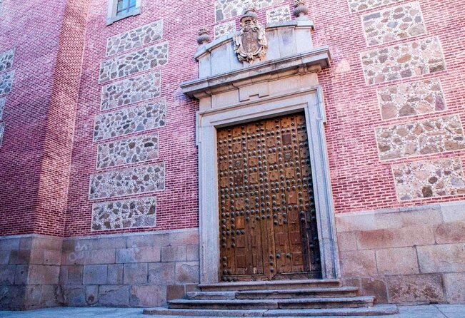 Toledo Tour & Vineyard Walk with Wine Tasting from Madrid - The historic vineyard near Bargas