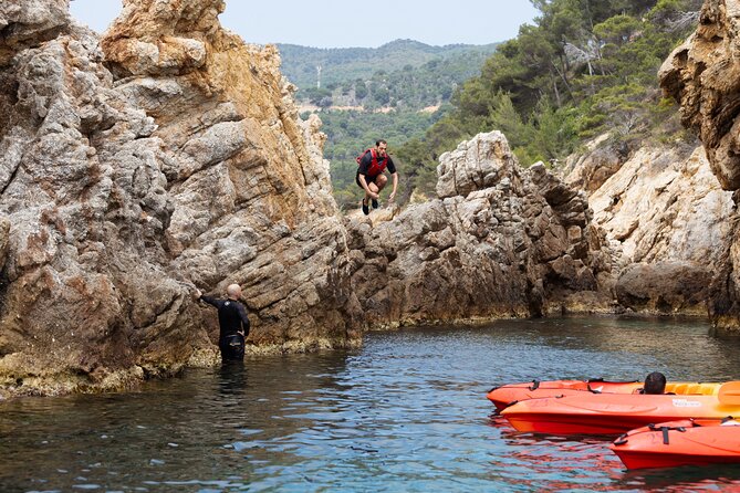 Tossa de Mar: Kayak & Snorkel Tour with Paella from Barcelona - Exploring Villa Vella and Tossa’s old town