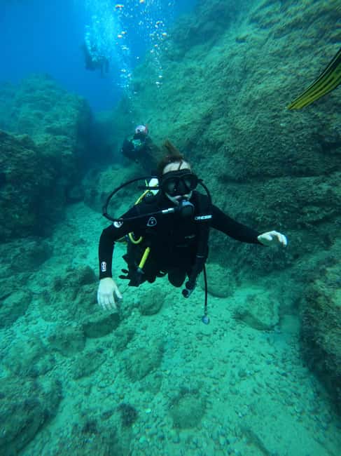 Tossa de Mar: PADI Discovery Scuba Diving in Costa Brava - Why the beach entry helps first-timers