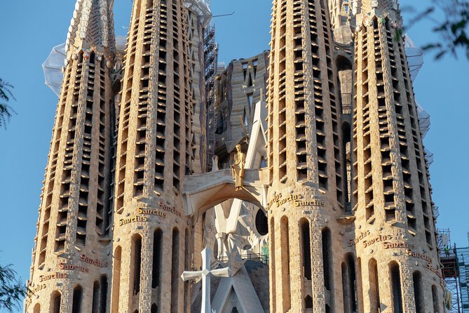 Treasures of Barcelona: Private Gaudi Walking Tour - Timing, meeting point, and cancellation rules