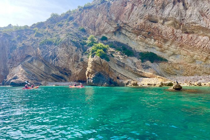Uncharted Marine Reserve Cave, Snorkel & Cliff Jumping Kayak Tour - Who will enjoy this kayak tour?