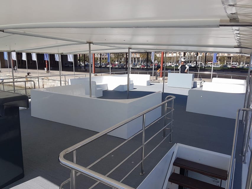 Valencia: Catamaran Cruise, Paella Lunch and Swim Stop - How much value do you get for $41?