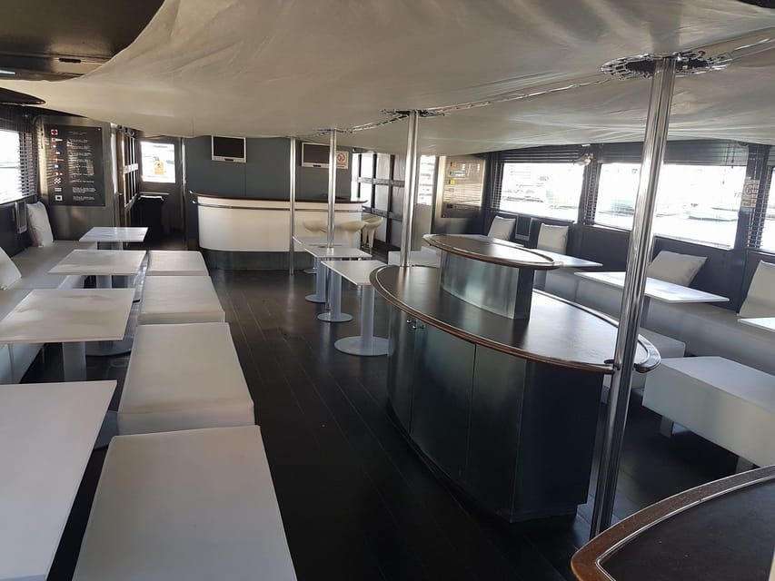 Valencia: Catamaran Cruise, Paella Lunch and Swim Stop - Small details that make the trip better