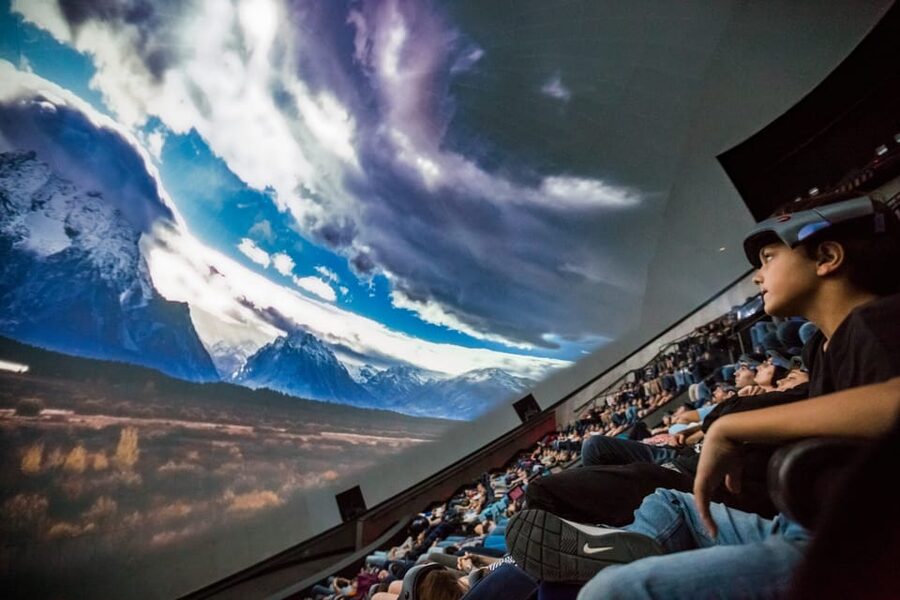 Valencia: City of Arts and Science 3D Movie at Hemisfèric - Should you book this Valencia cinema experience?