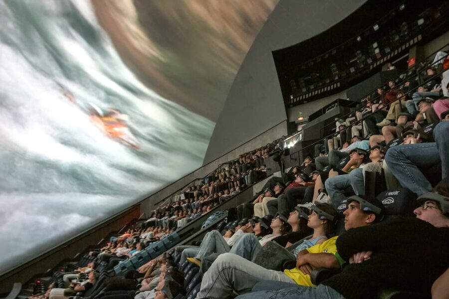 Valencia: City of Arts and Science 3D Movie at Hemisfèric - What the one-hour visit feels like