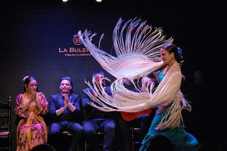 Valencia: Flamenco Show with Dinner at La Bulería - Why La Bulería works for a flamenco night