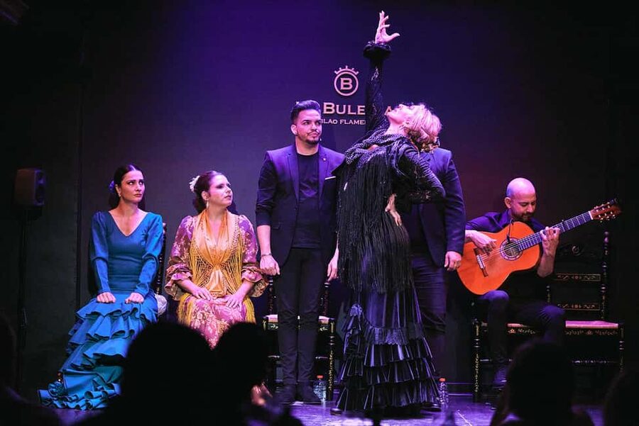 Valencia: Flamenco Show with Dinner at La Bulería - Should you book La Bulería?