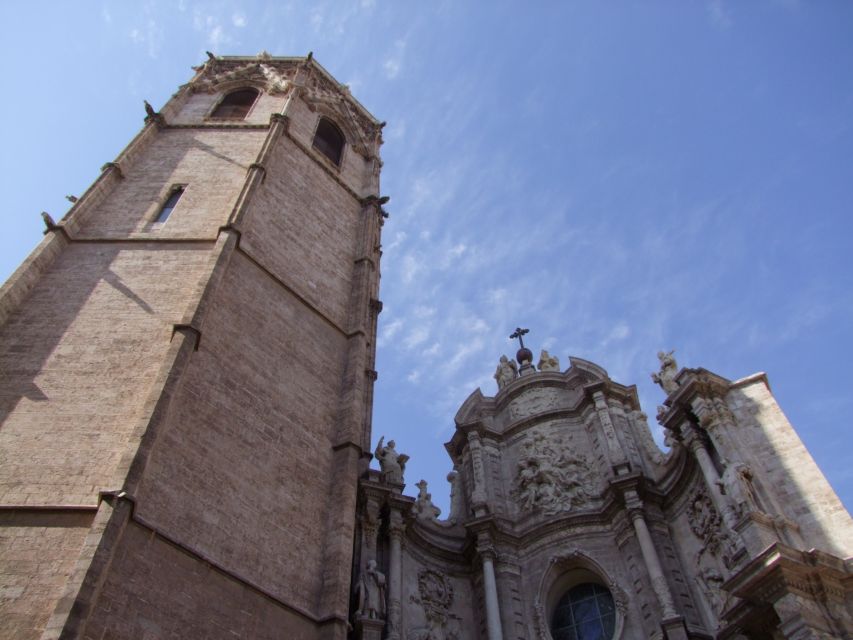 Valencia: Historical Walking Tour - Torres de Serranos: beginning at Valencia’s medieval edge