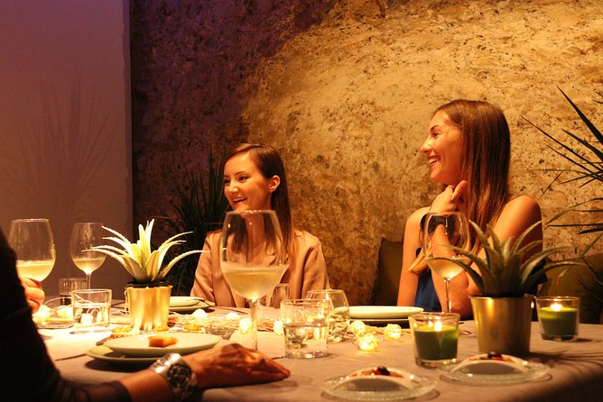 Valencia Old Town Tour with Wine & Tapas in 11th Century Historic Monument - Why this tour works for a first day in Valencia