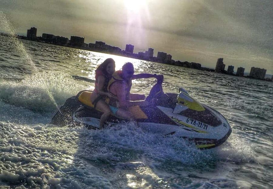 Valencia: Pobla de Farnals JetSki Rental, photos &BeachClub - Timing, weather, and what to bring