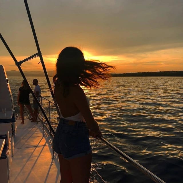 Valencia: Sunset or Daytime Catamaran Cruise with Drink - At a Glance: What You Get for $18
