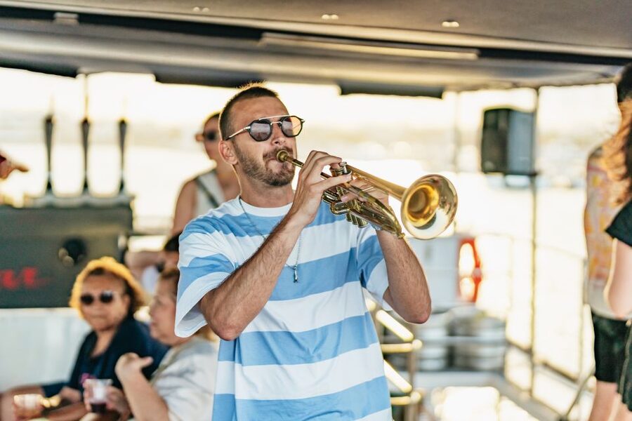 Valencia: Sunset or Daytime Catamaran Cruise with Drink - How Rough Is the Water?