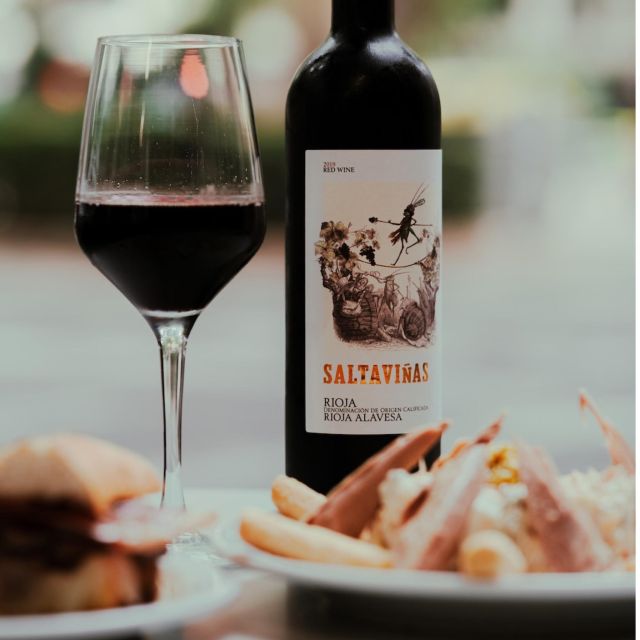 Valencia: Tapas and Drinks Evening Tour - Four stops, one long Valencian dinner