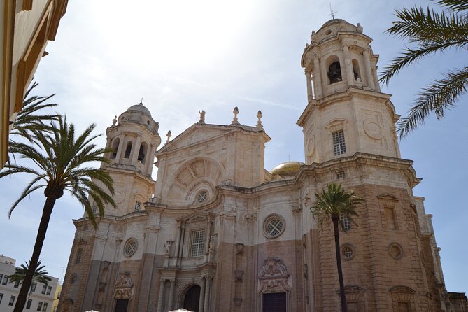 Walking Tour through Cádiz: Stories from the hand of a local guide - Plaza San Antonio and the surrounding facades